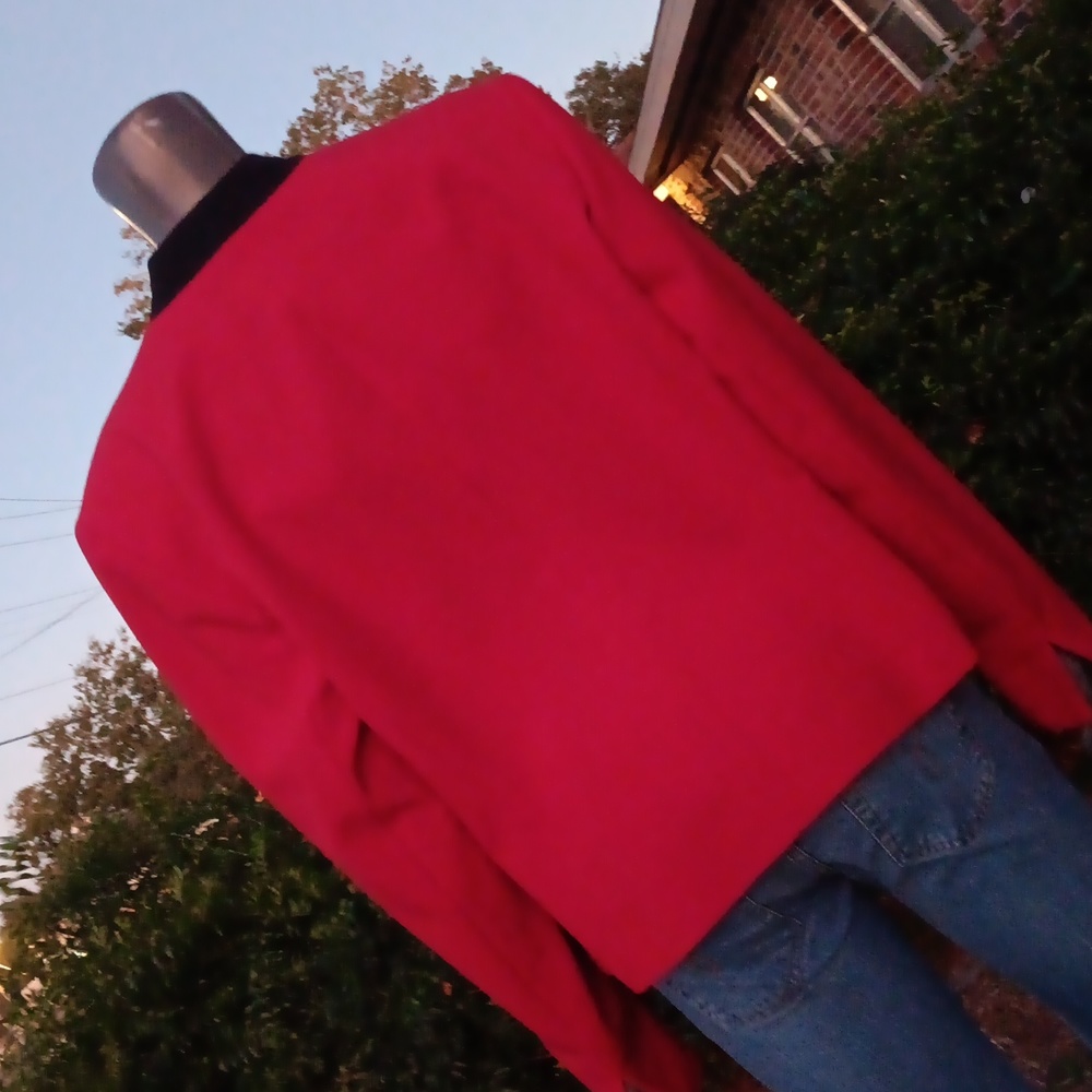 BLACK LABEL by Evan Picone Ladies Beautifully Designed Red Blazer w/ Black Trim - Picture 10 of 16